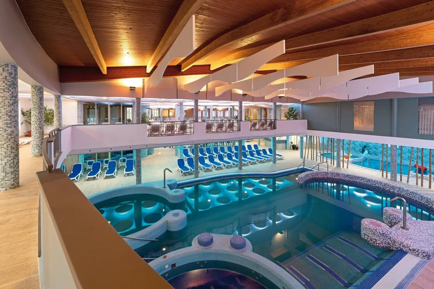Karos Spa Hallenbad