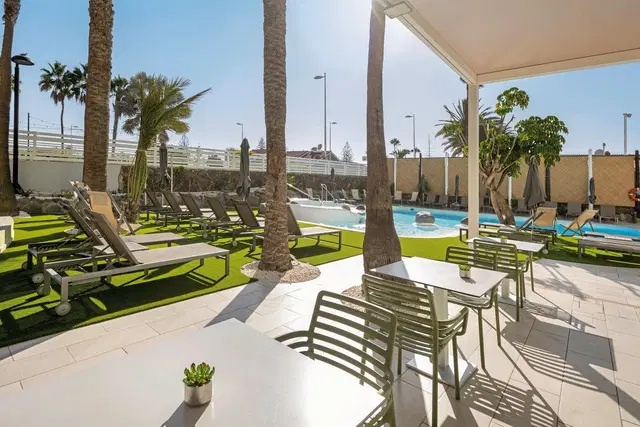 LIVVO Anamar Suites Terrasse