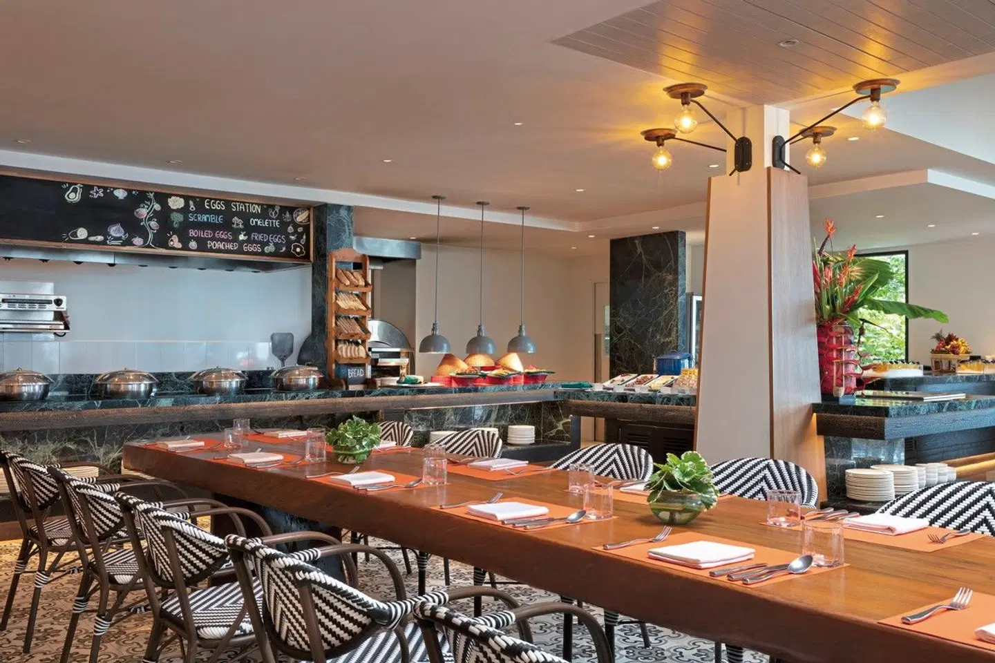 AVANI+ Koh Lanta Krabi Resort Bar