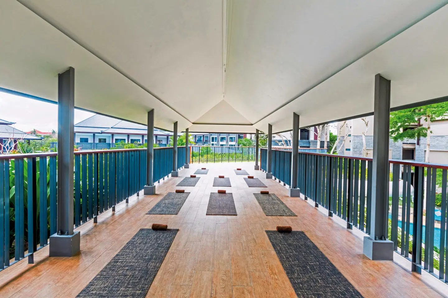 Courtyard by Marriott Bali Nusa Dua Resort Hallenbad