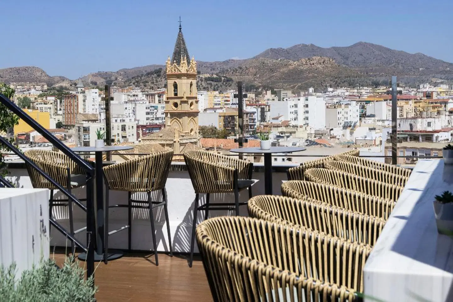 Salles Hotel Málaga Centro Terrasse