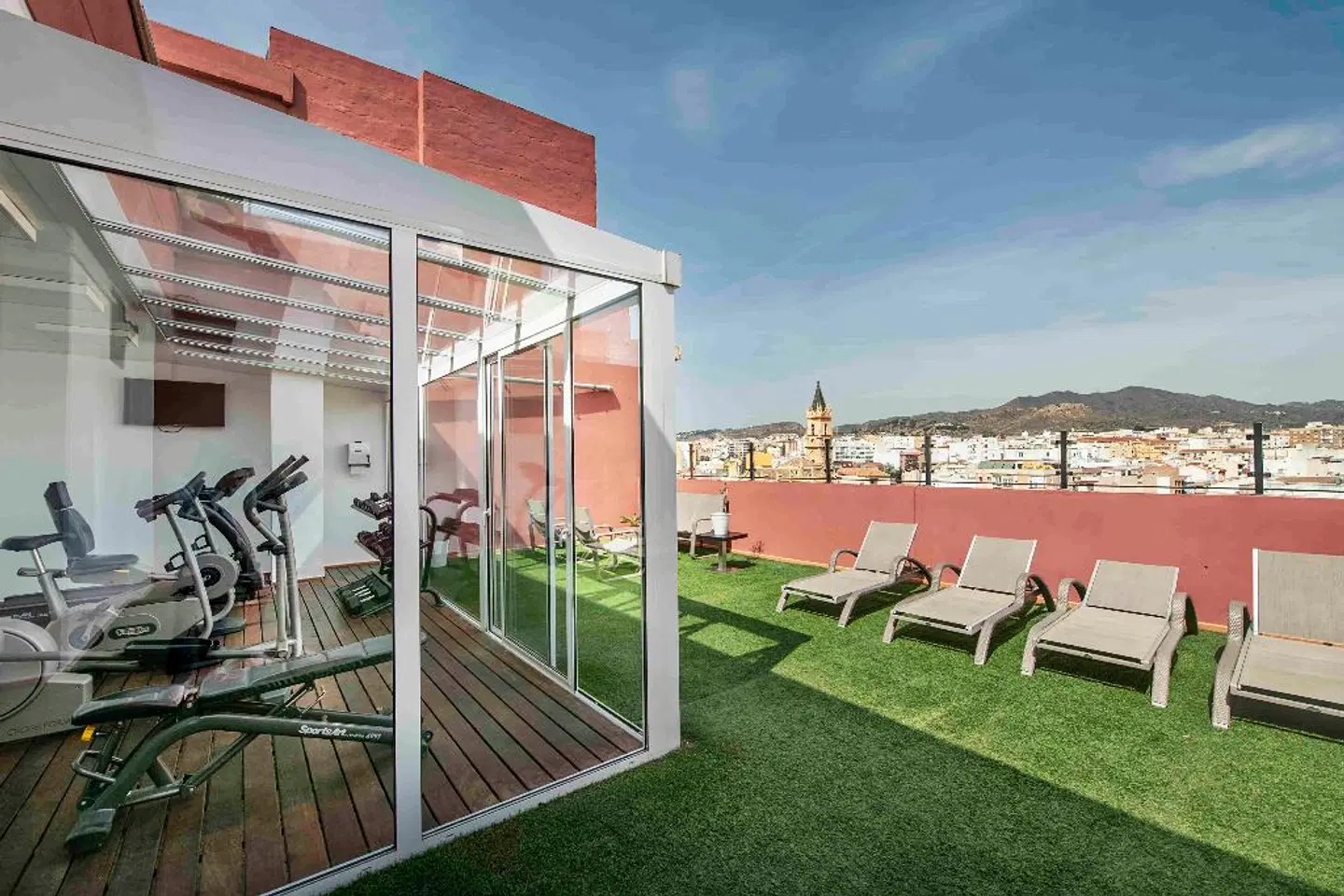 Salles Hotel Málaga Centro Terrasse