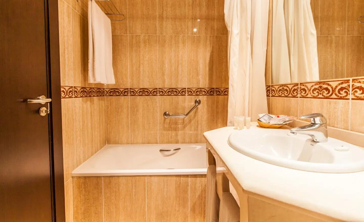 Gran Hotel Cervantes by Blue Sea Badezimmer