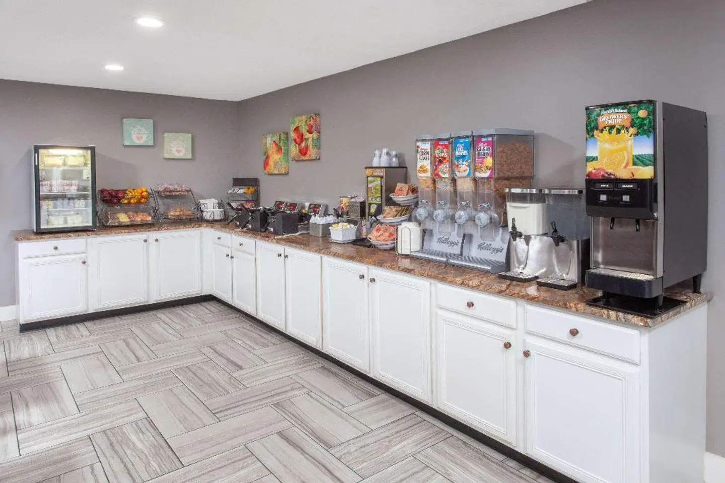 Baymont by Wyndham Grand Haven Restaurant