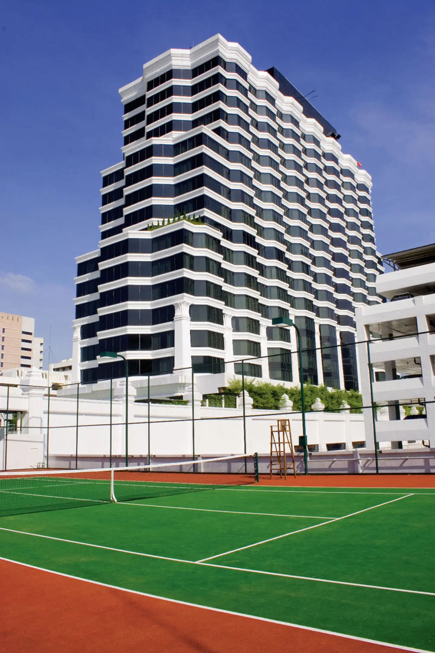 Grand Hyatt Erawan Bangkok EXTERIOR