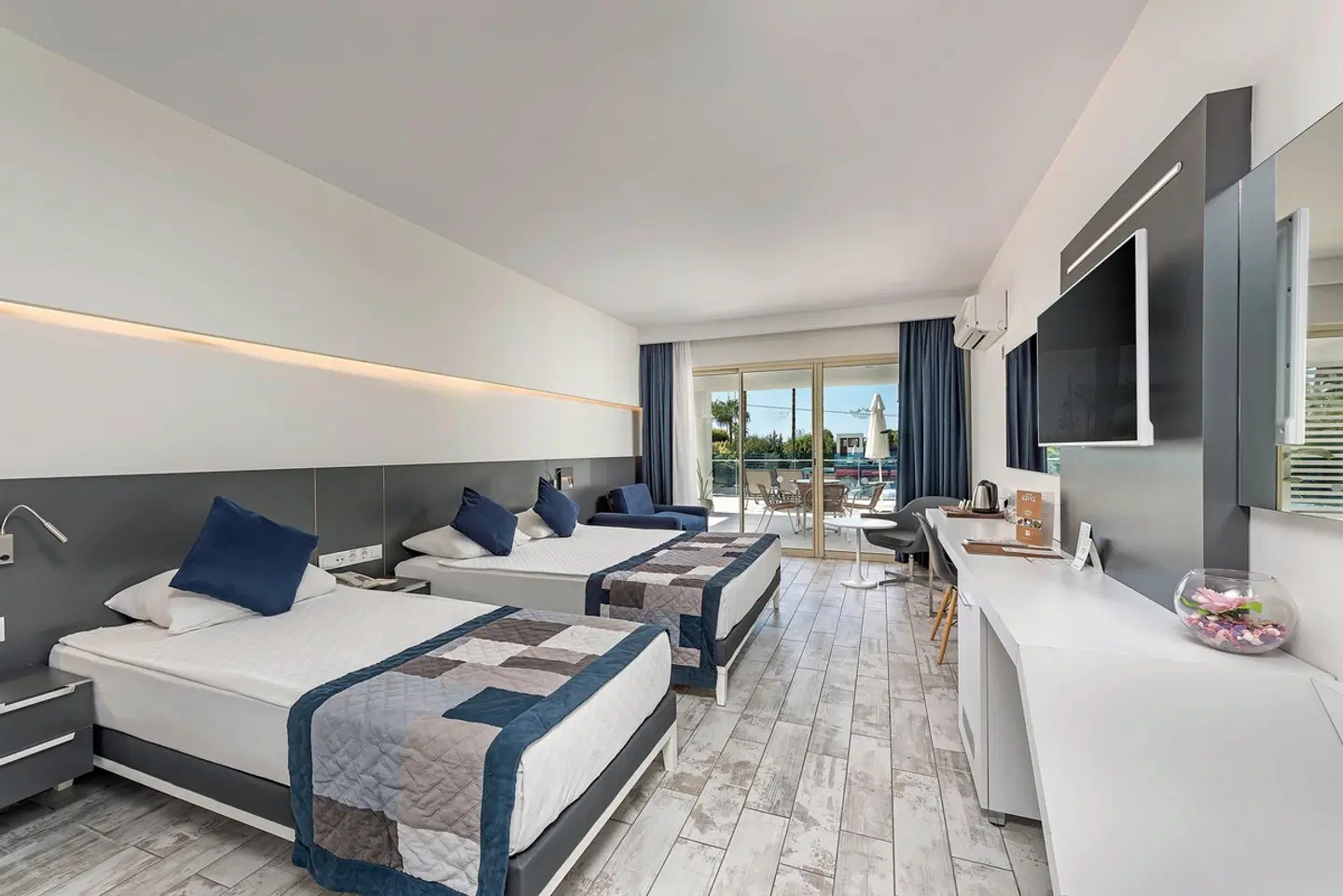 White City Beach Hotel - Adult Only ROOM_EXAMPLE