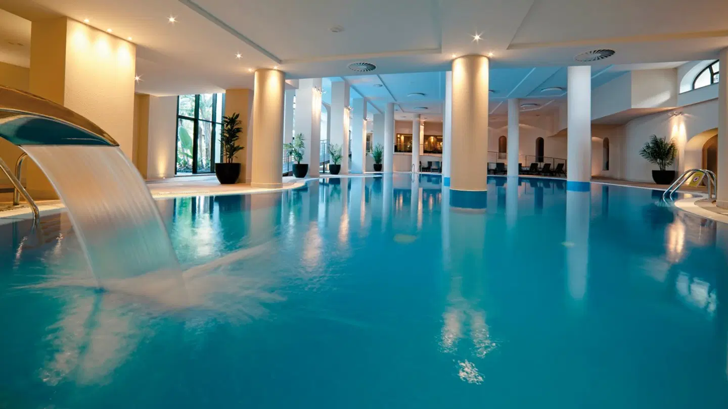 The Residence Porto Mare Hallenbad