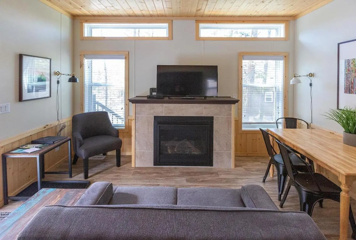 Fairmont Hot Springs Resort LOUNGE_LOBBY