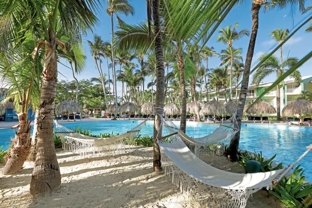 Grand Palladium Palace Resort & Spa OUTDOOR_POOL