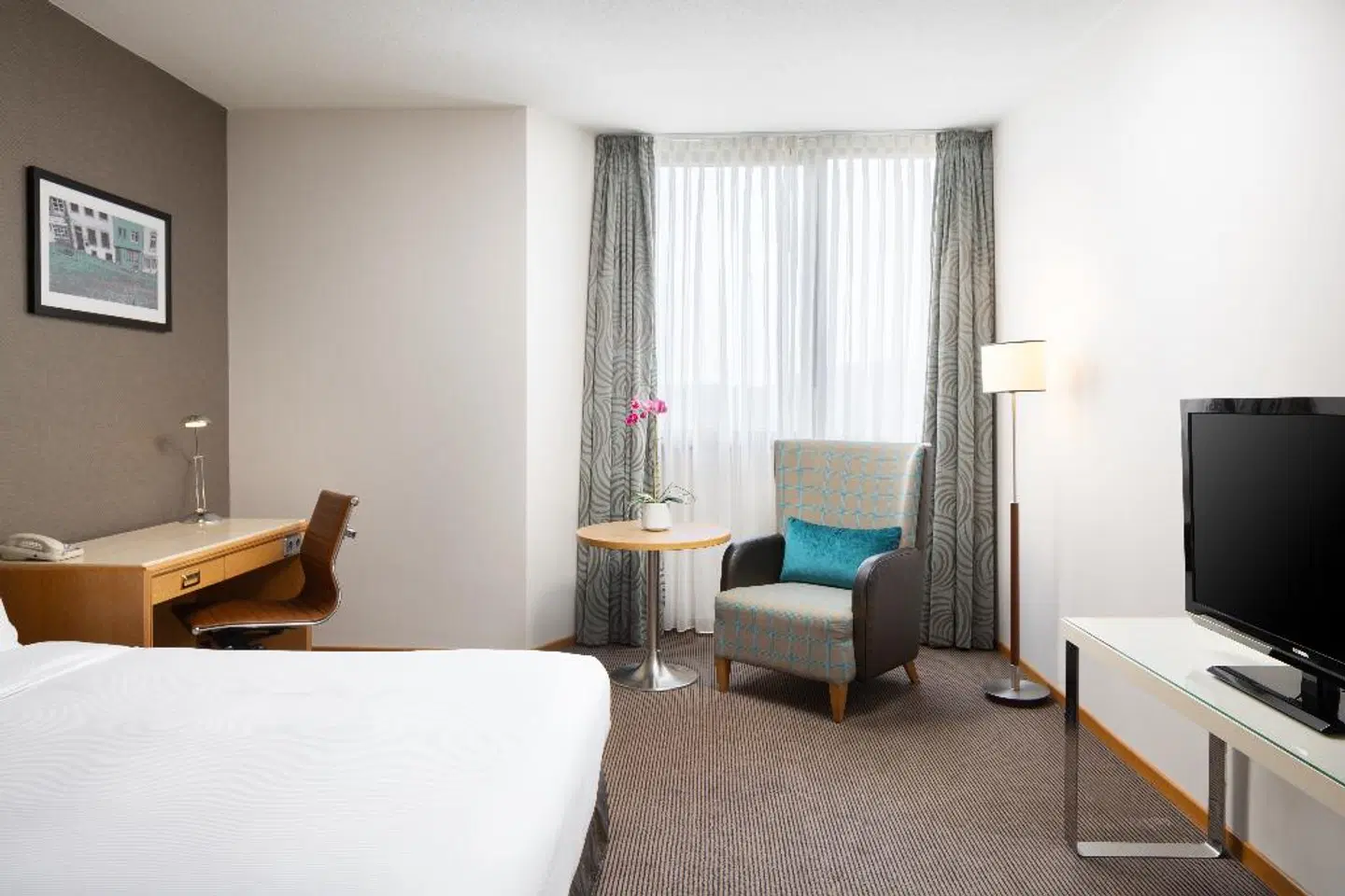 DoubleTree by Hilton Hotel Luxembourg ROOM_EXAMPLE