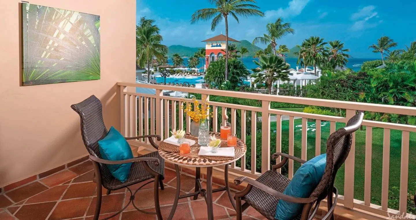 Sandals Grande St. Lucian Spa & Beach Resort Terrasse