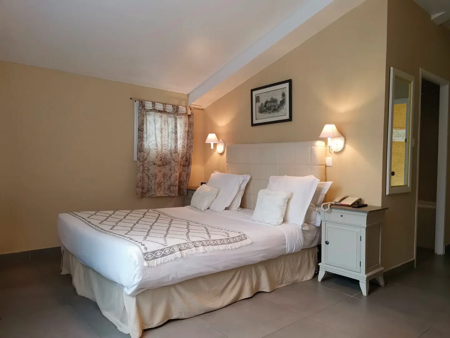 Le Cilaos ROOM_EXAMPLE