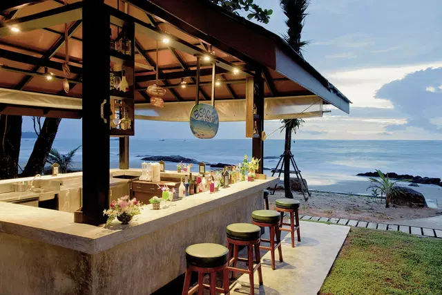 Khaolak Merlin Resort Bar