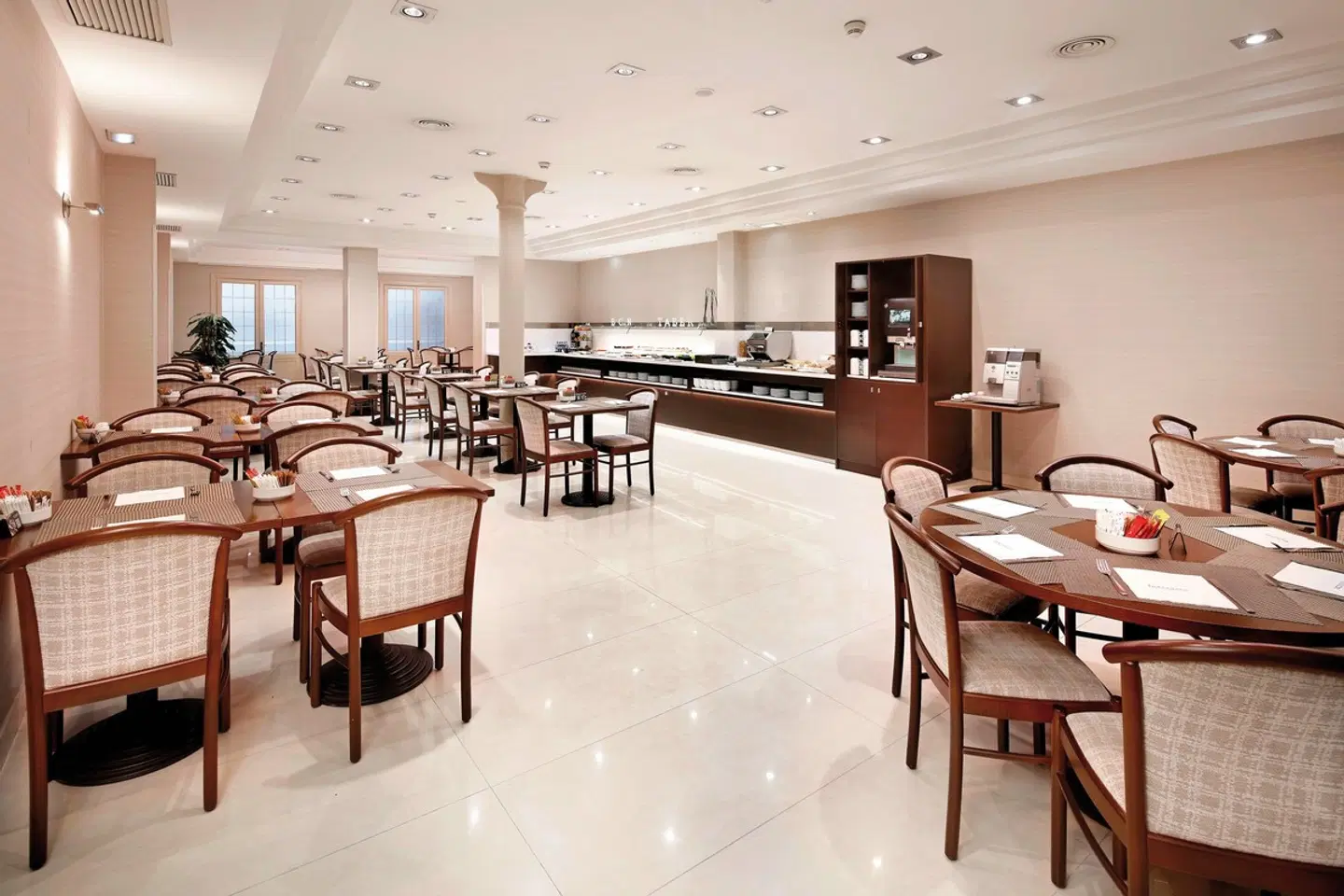 HCC Taber LOUNGE_LOBBY