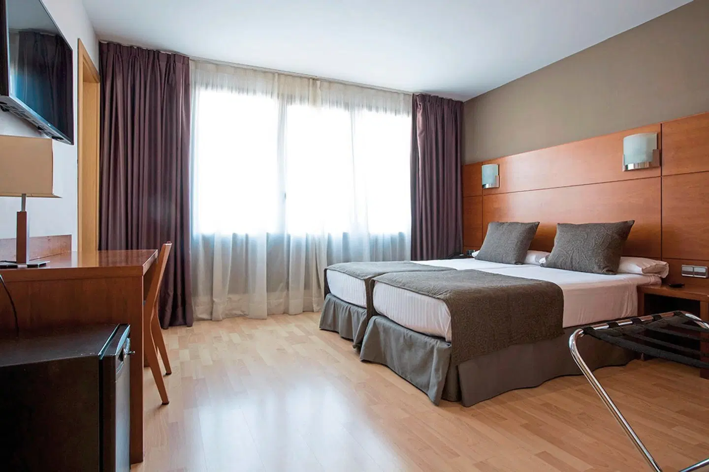 Hotel Via Augusta ROOM_EXAMPLE