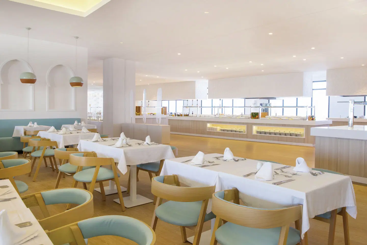 Iberostar Waves Founty Beach Restaurant