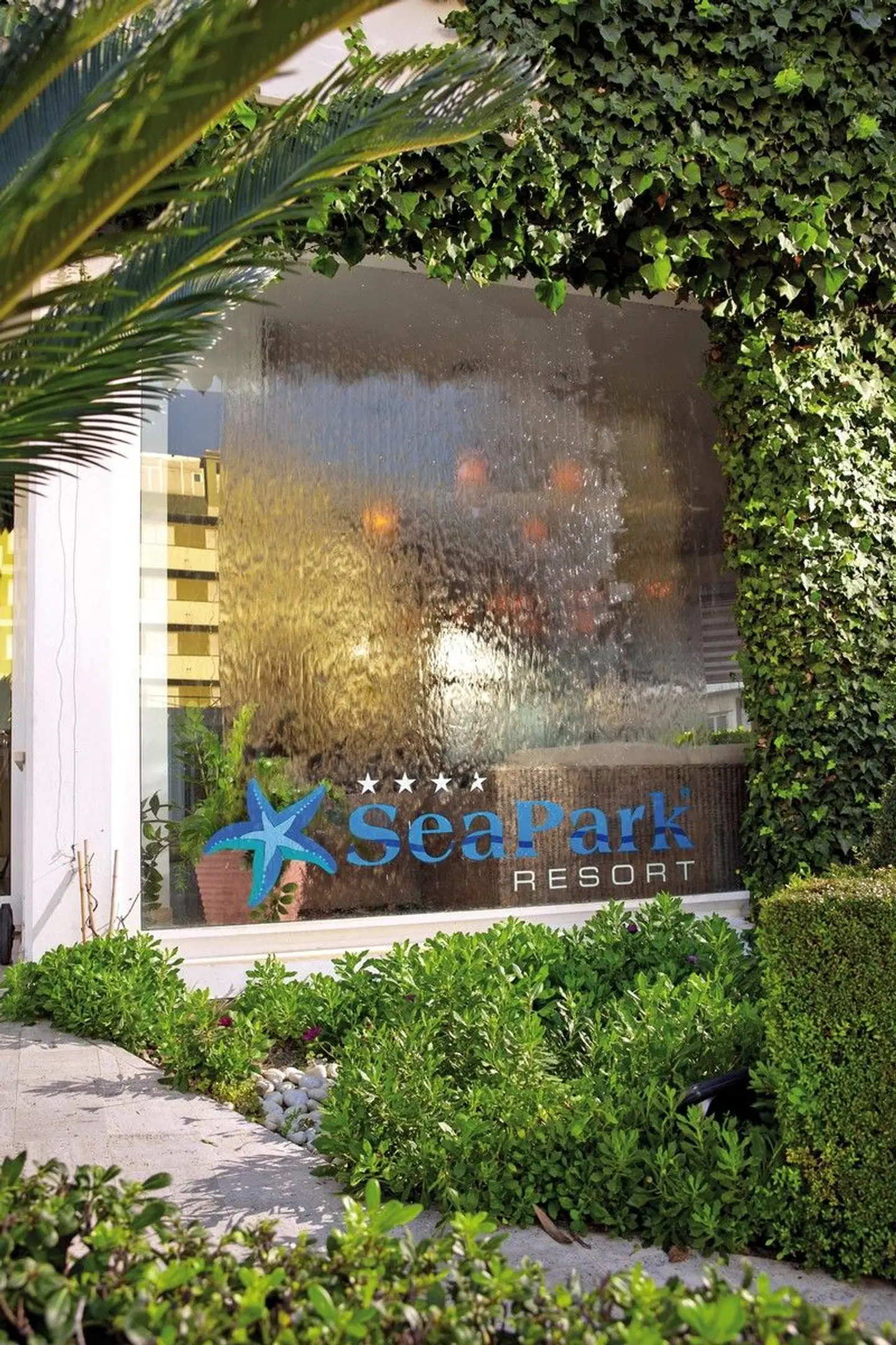 SeaPark Resort & Spa EXTERIOR