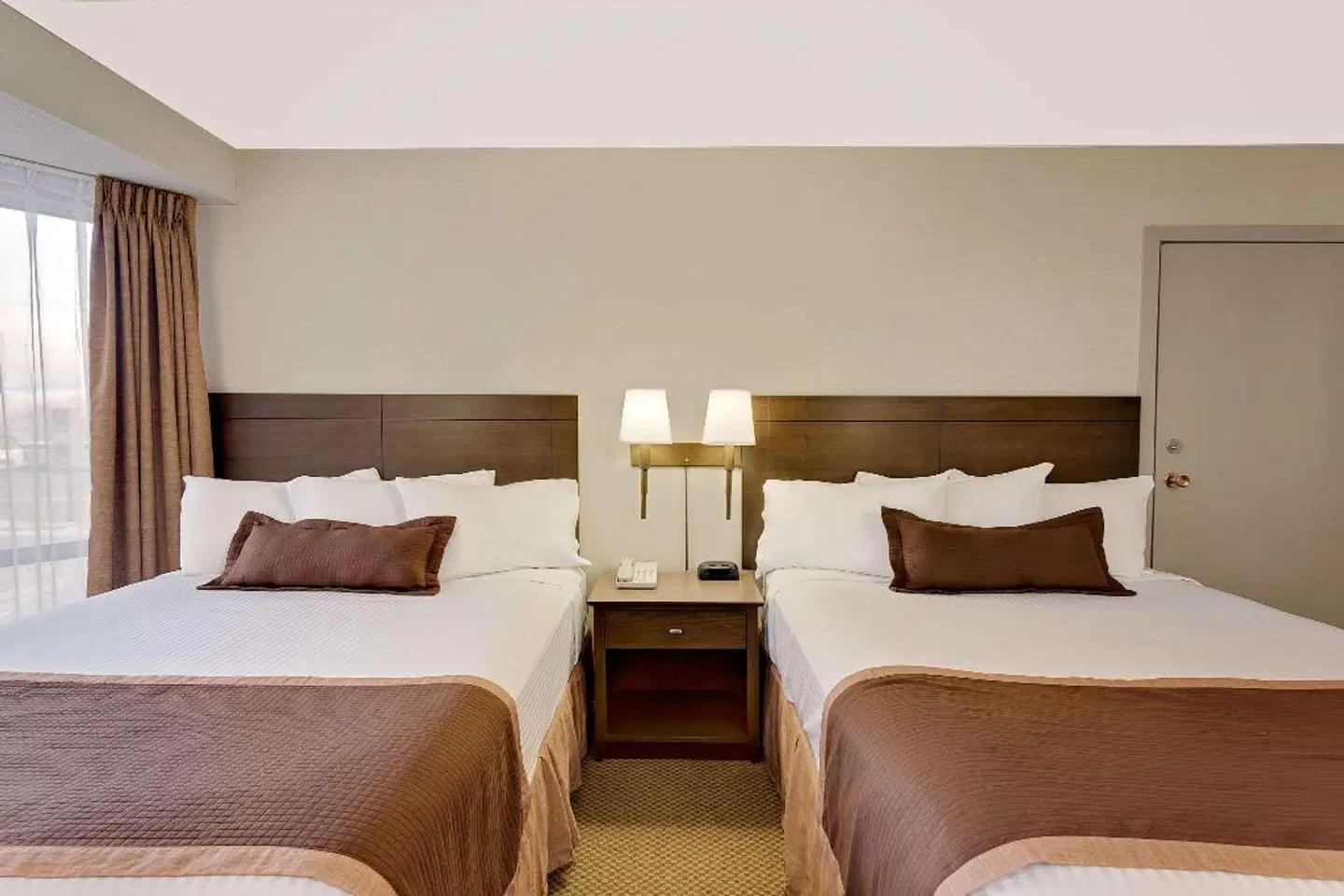 Ramada by Wyndham Kamloops ROOM_EXAMPLE