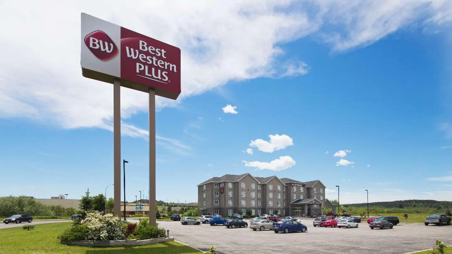 Best Western Plus Saint John Hotel & Suites EXTERIOR