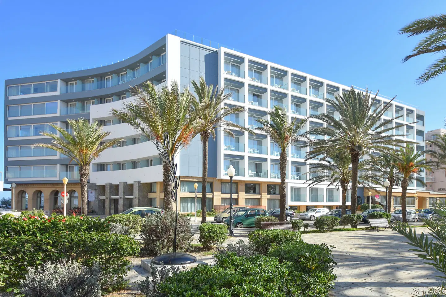 Ibiscus Hotel EXTERIOR