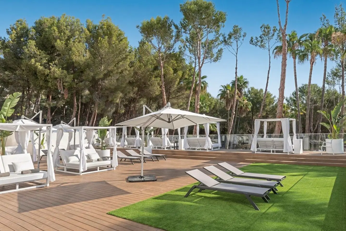 Valentin Grand Park Suite Hotel EXTERIOR