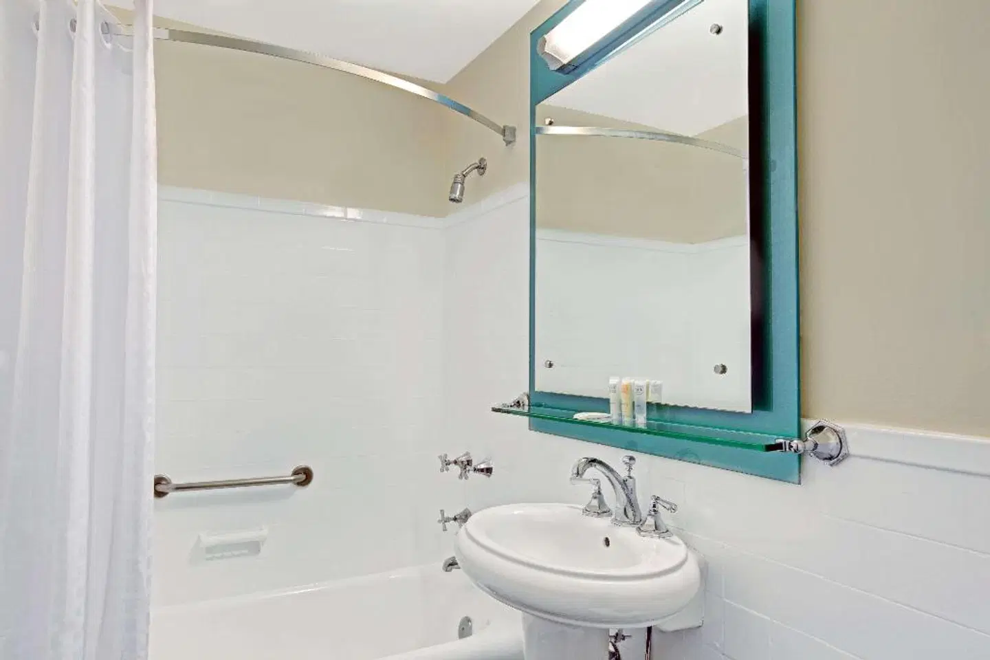 The New Yorker Hotel by Lotte Hotels Badezimmer