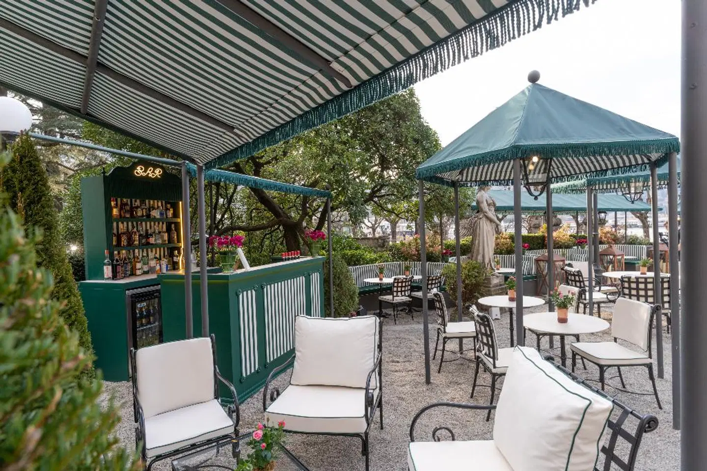 Palace Hotel & Centro Congressi Bar