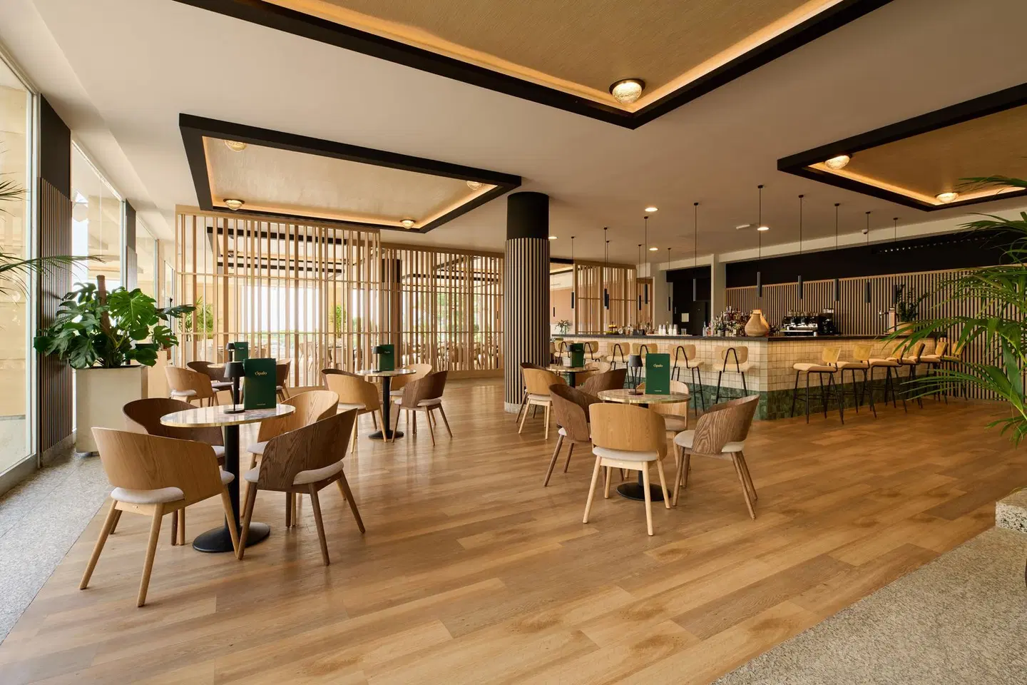 Sarena de Muro Resort Mallorca, part of Destination by Hyatt Bar