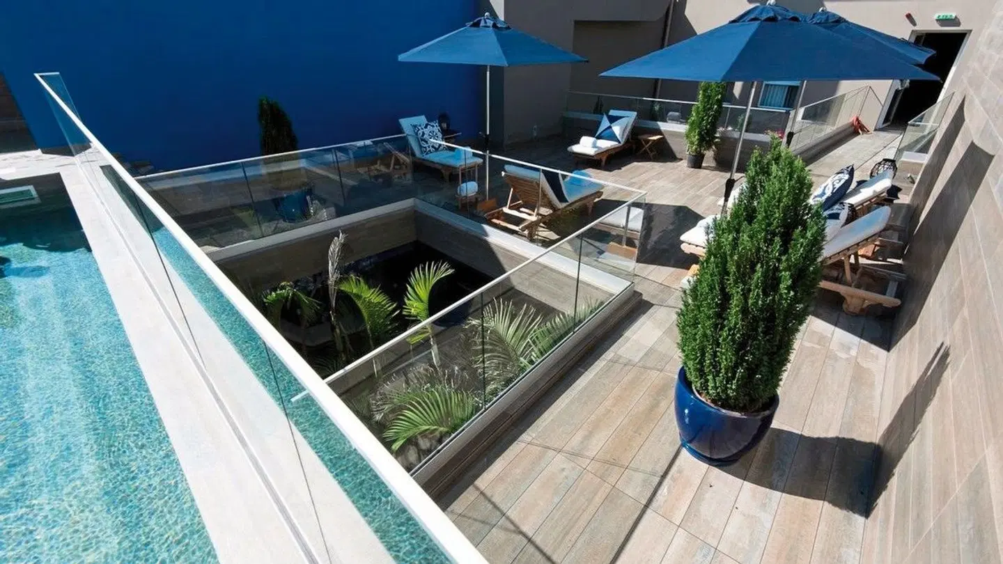 Hotel Casa Hintze Ribeiro OUTDOOR_POOL