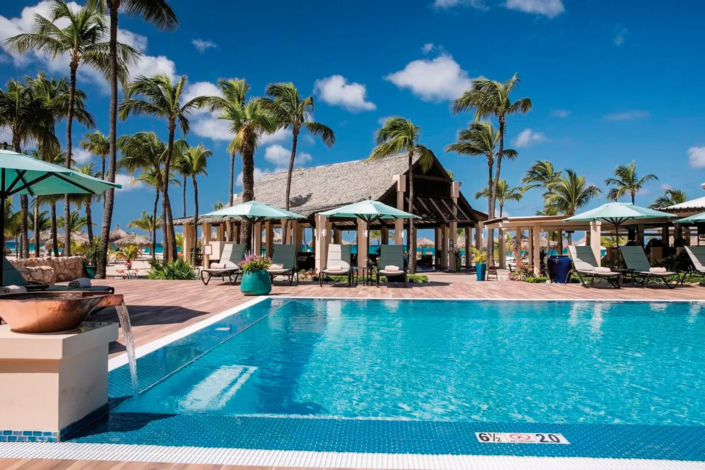 Manchebo Beach Resort and Spa OUTDOOR_POOL