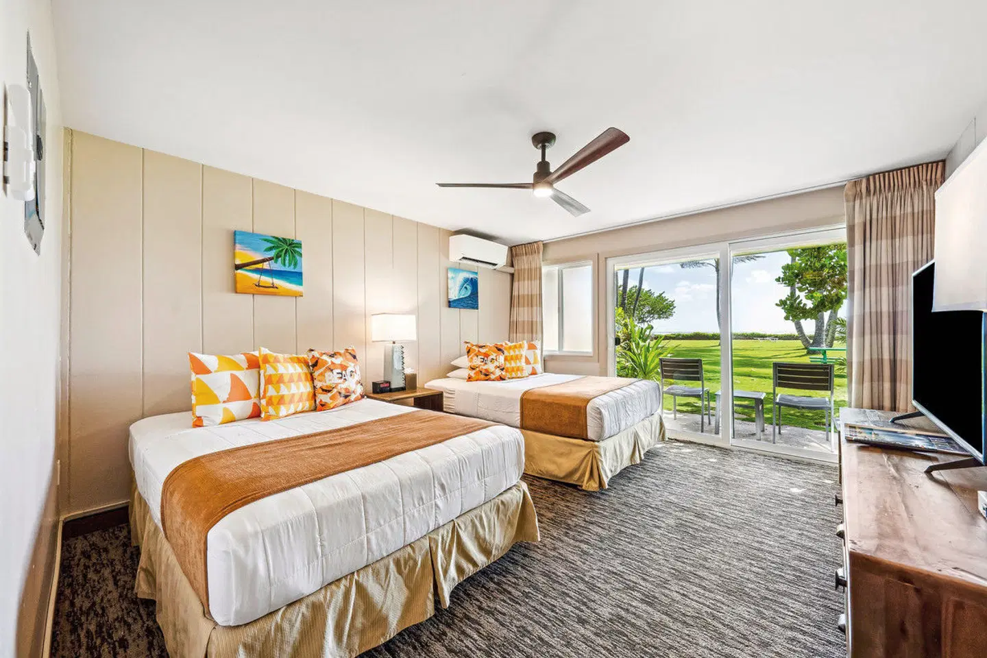 The ISO.Island.Sky.Ocean. ROOM_EXAMPLE