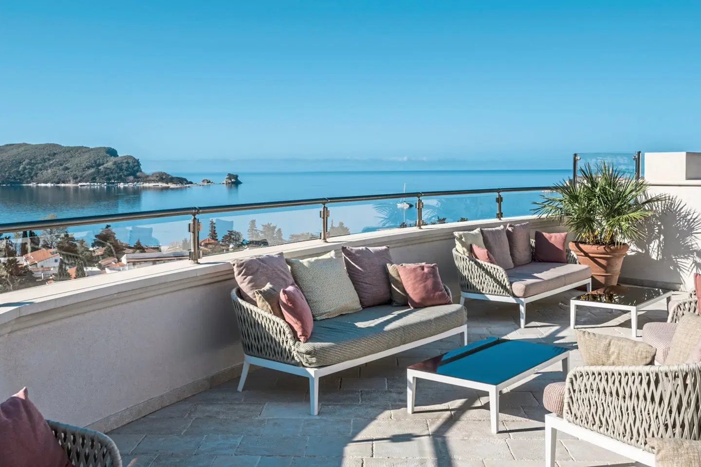 Iberostar Waves Slavija Terrasse