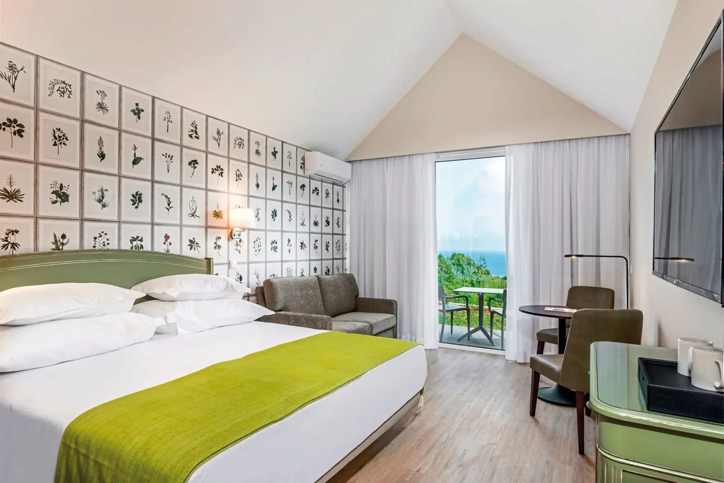 Pestana Quinta do Arco & Rose Garden Hotel ROOM_EXAMPLE