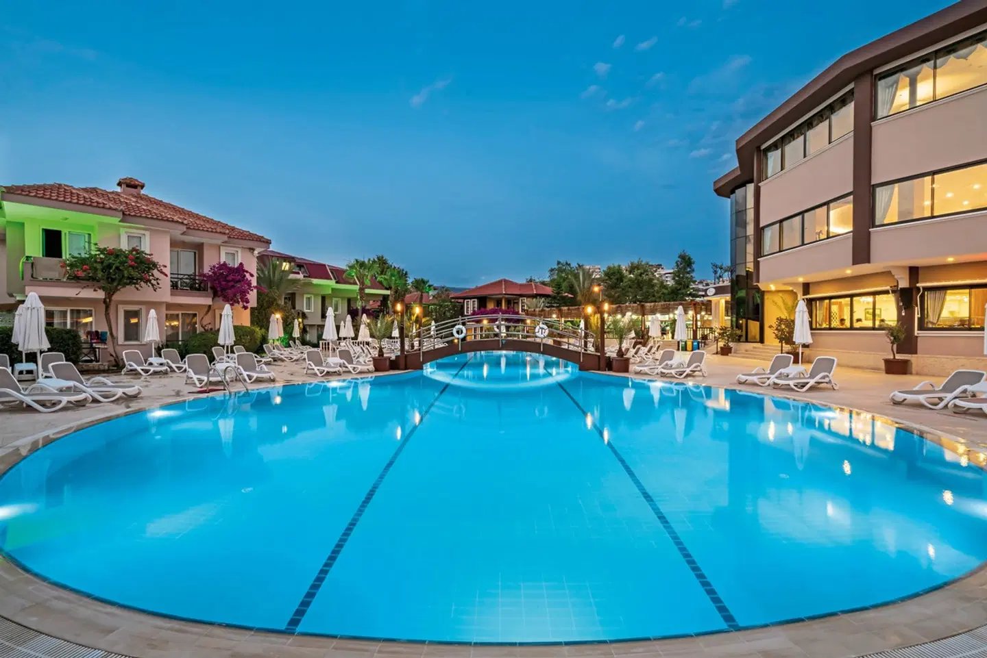 Club Dizalya OUTDOOR_POOL