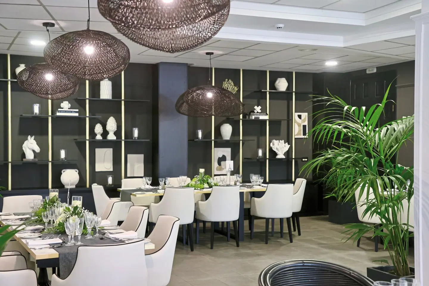 Puerto Palace Restaurant