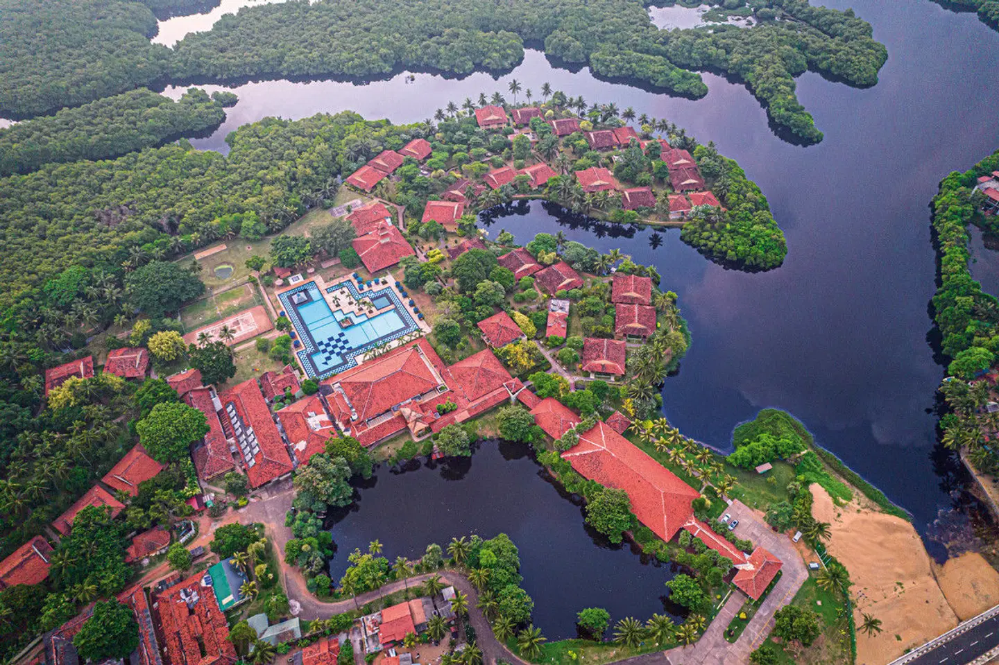 Club Palm Bay EXTERIOR