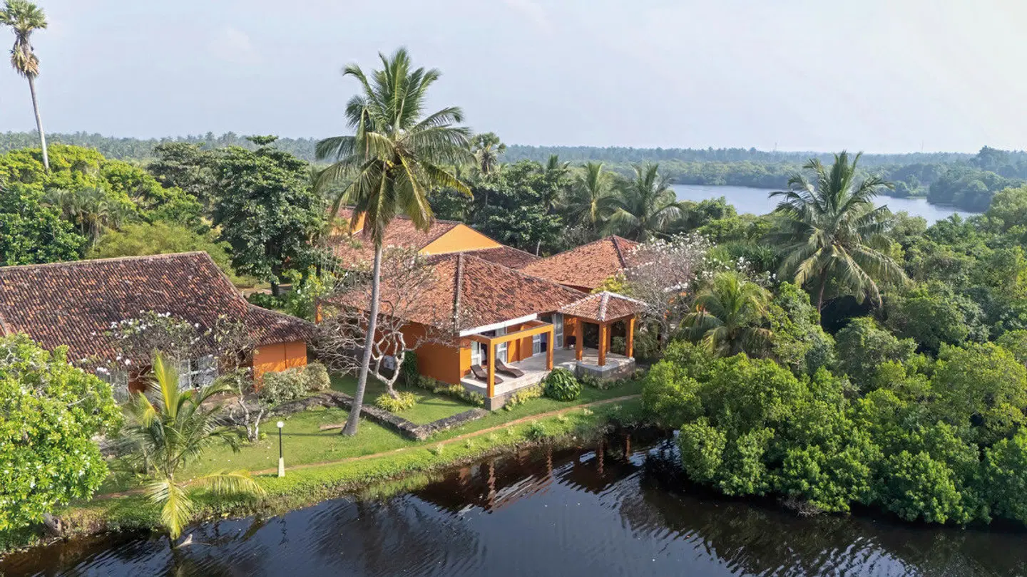 Club Palm Bay EXTERIOR