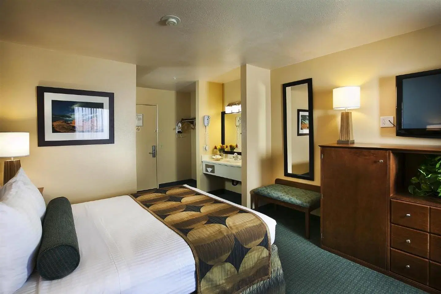 SureStay Plus by Best Western Twentynine Palms Joshua Tree ROOM_EXAMPLE