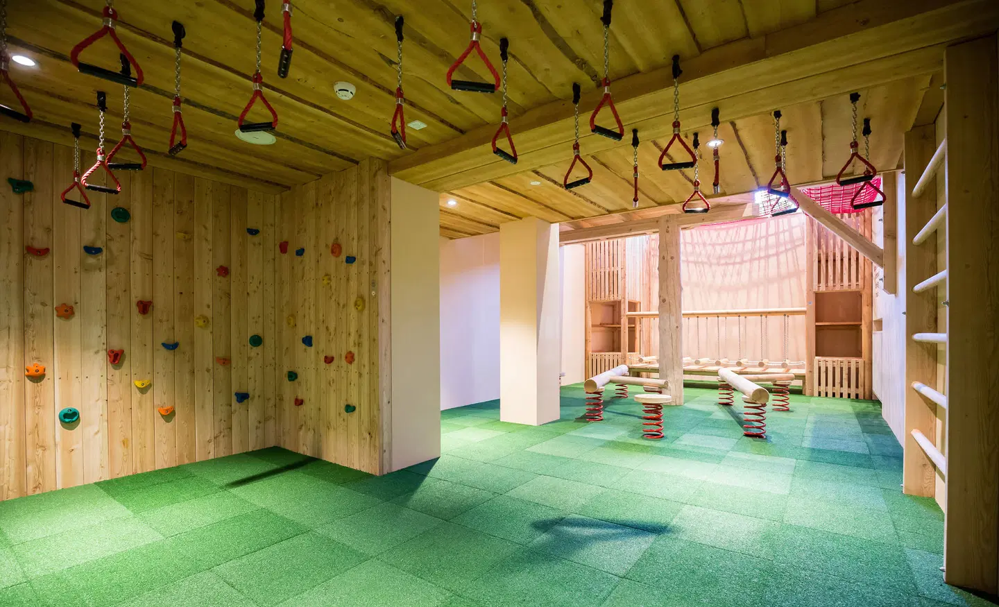 JUFA Annaberg Bergerlebnis-Resort Hallenbad