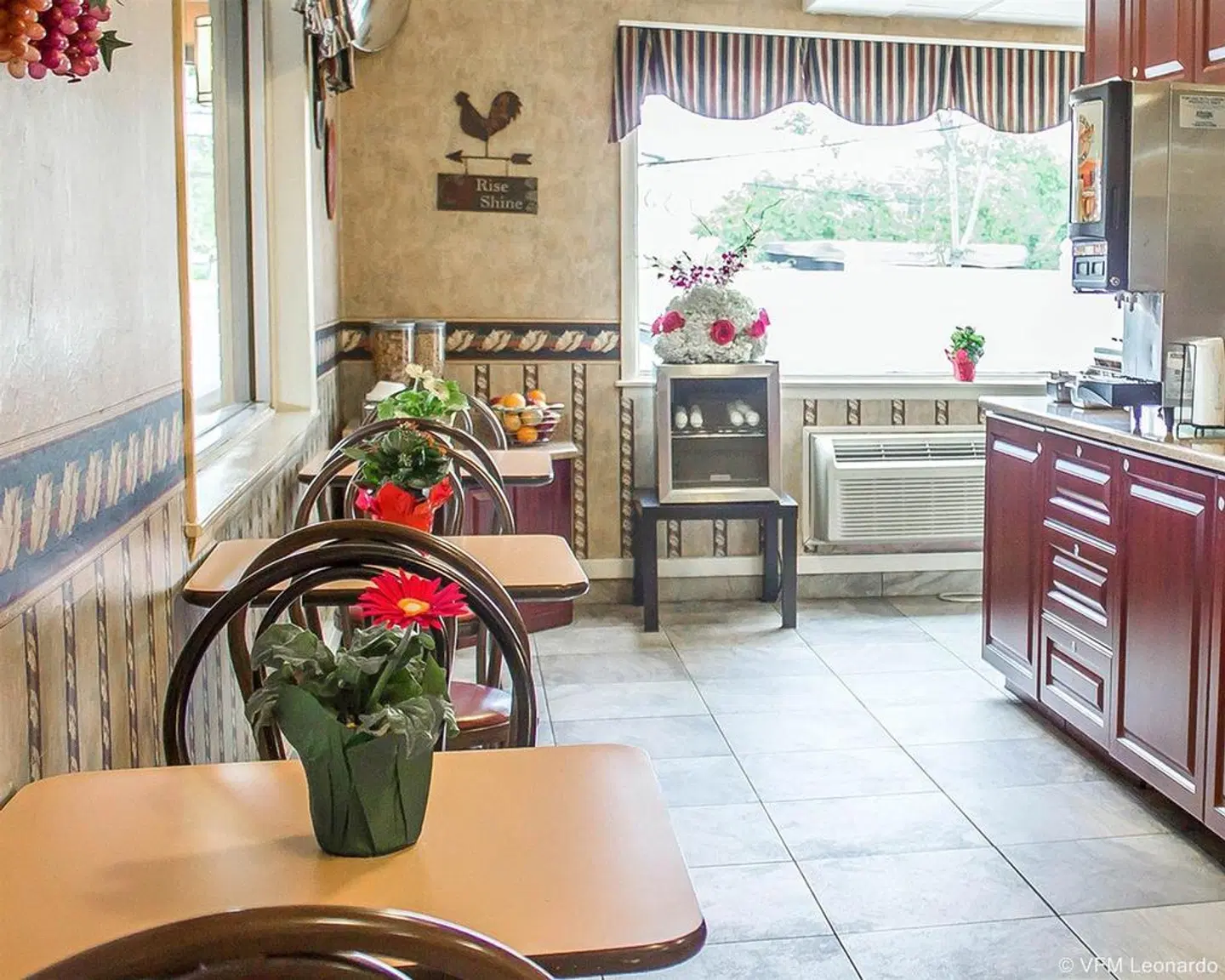 Econo Lodge Hicksville LOUNGE_LOBBY