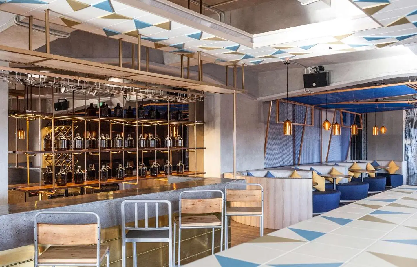 Sol House Bali Legian Bar