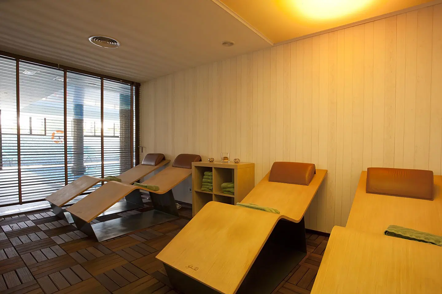 Mon Port & Spa HEALTH_BEAUTY