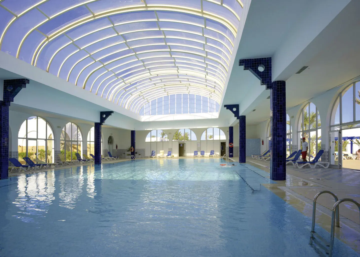 Monarque Dar Narjes Hallenbad