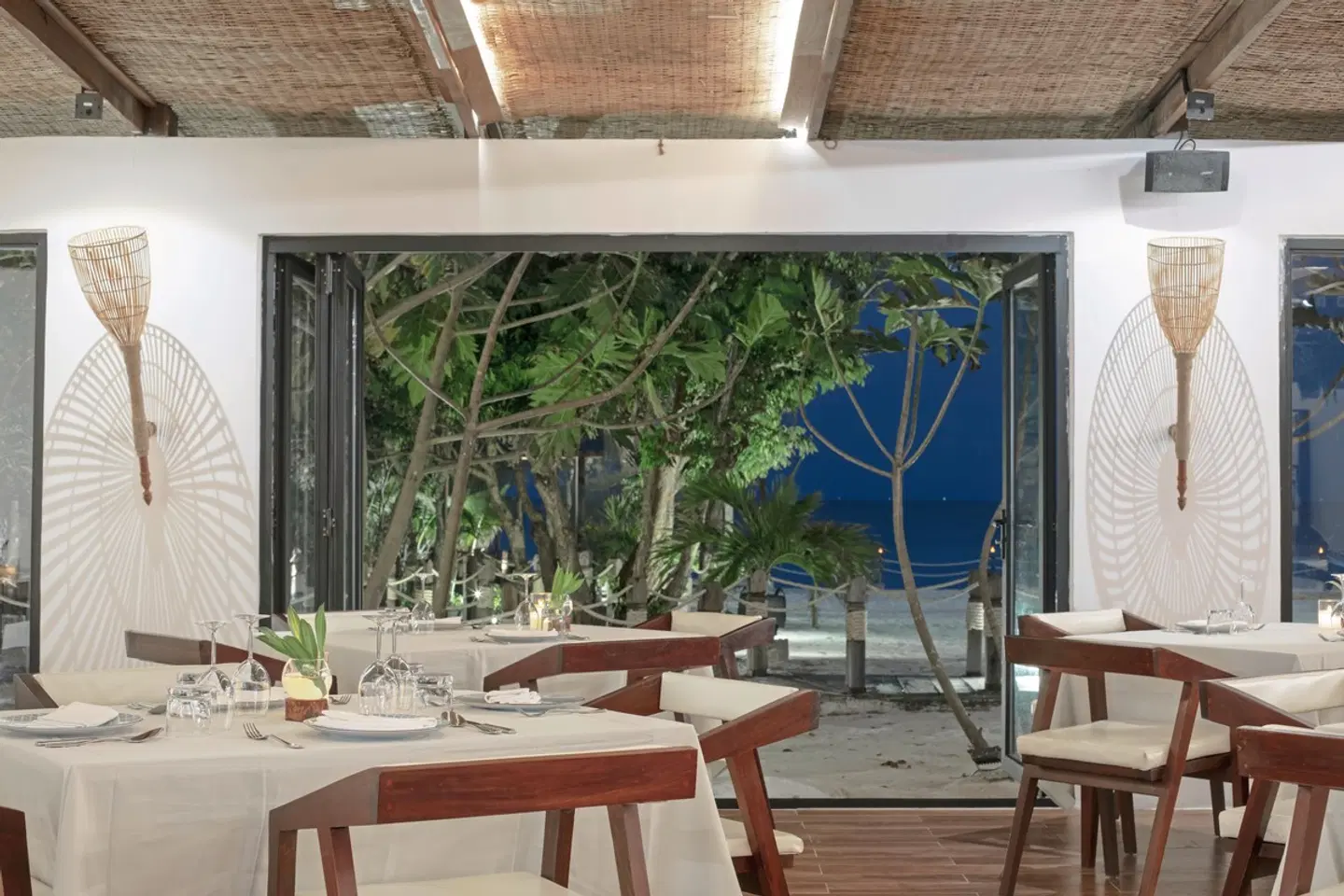 La Passion by Achariyak Terrasse