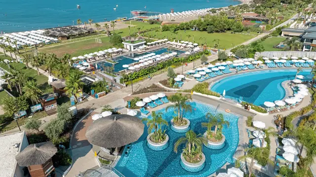 Liberty Fabay EXTERIOR