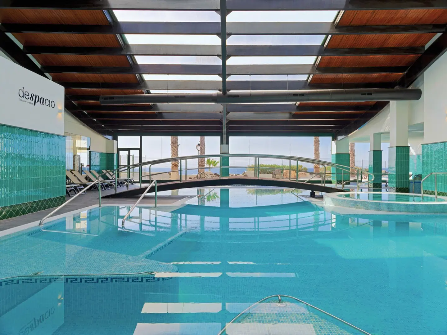 H10 Rubicon Horizons Collection Hallenbad