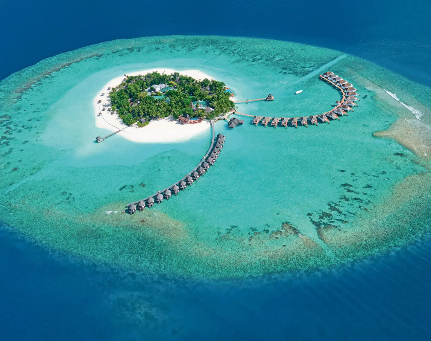 Thulhagiri Island Resort SPORTS_AND_LEISURE