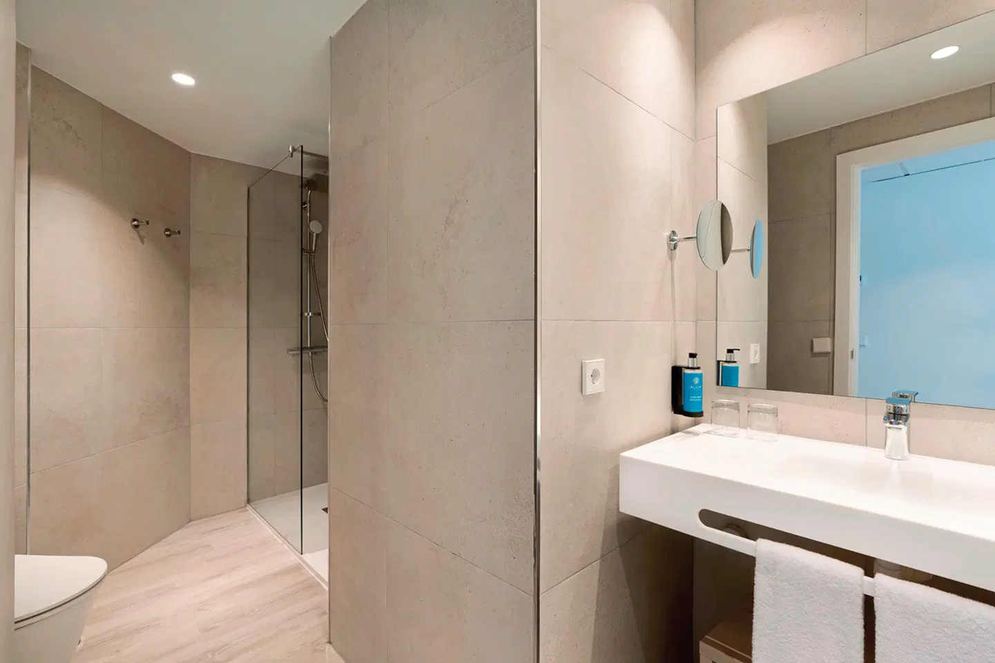 Alua Tenerife Badezimmer