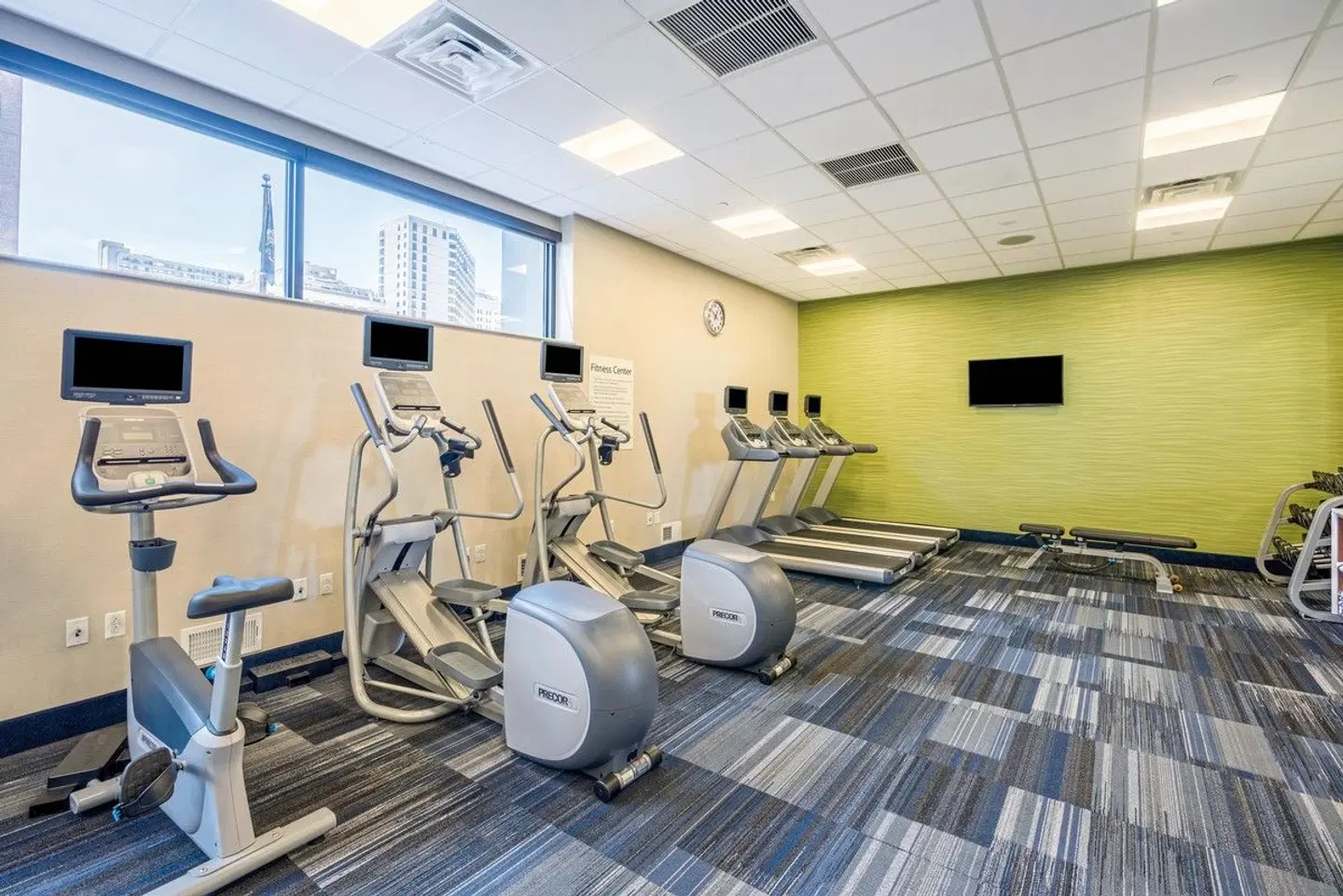 Holiday Inn Express Philadelphia-Midtown SPORTS_AND_LEISURE