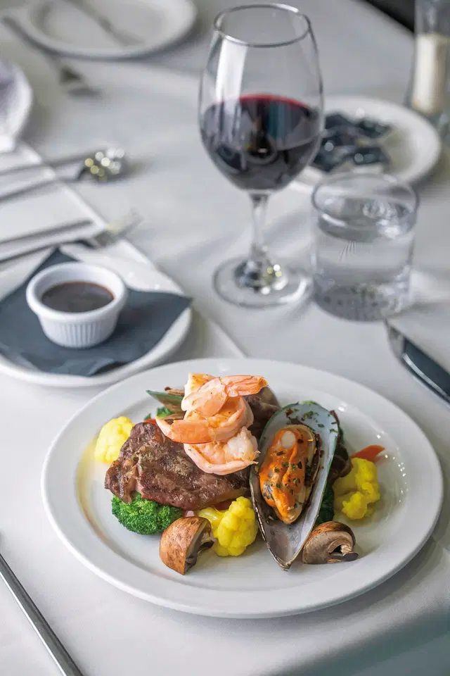 Comfort Inn & Suites Tobago Restaurant